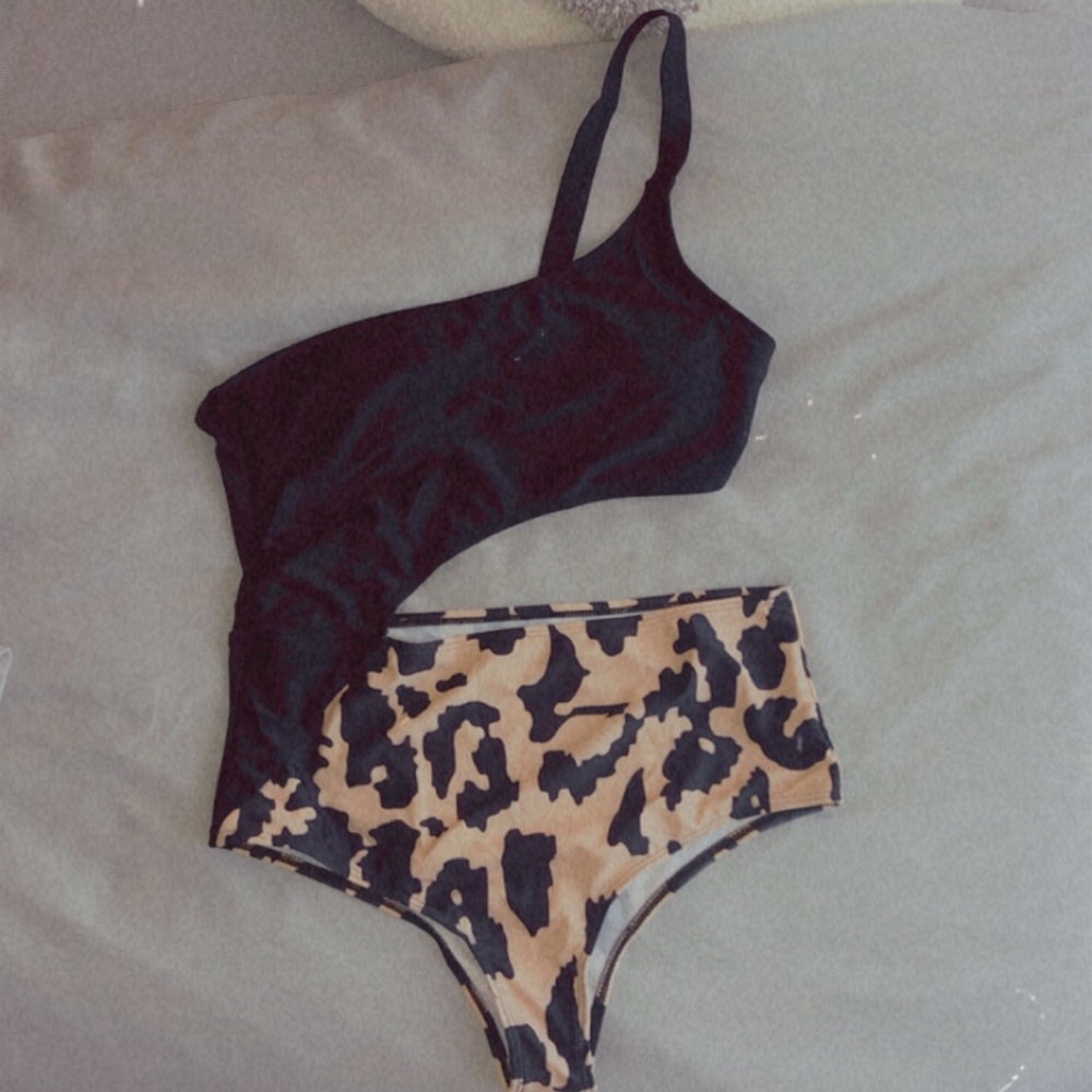 one shoulder one piece swimsuit